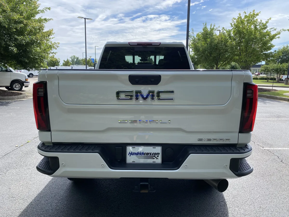 2026 GMC Sierra 2500HD Denali Ultimate thumbnail 7