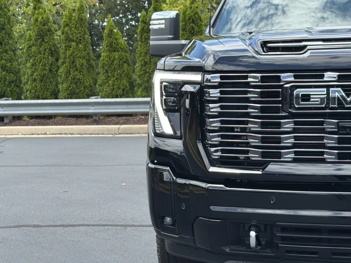 2026 GMC Sierra 2500HD Denali Ultimate thumbnail 19