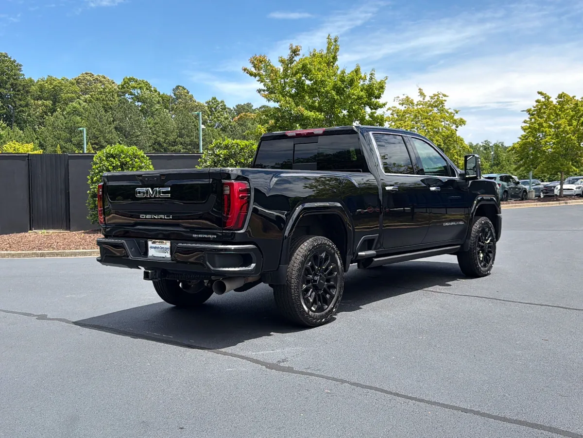 2026 GMC Sierra 2500HD Denali Ultimate thumbnail 2