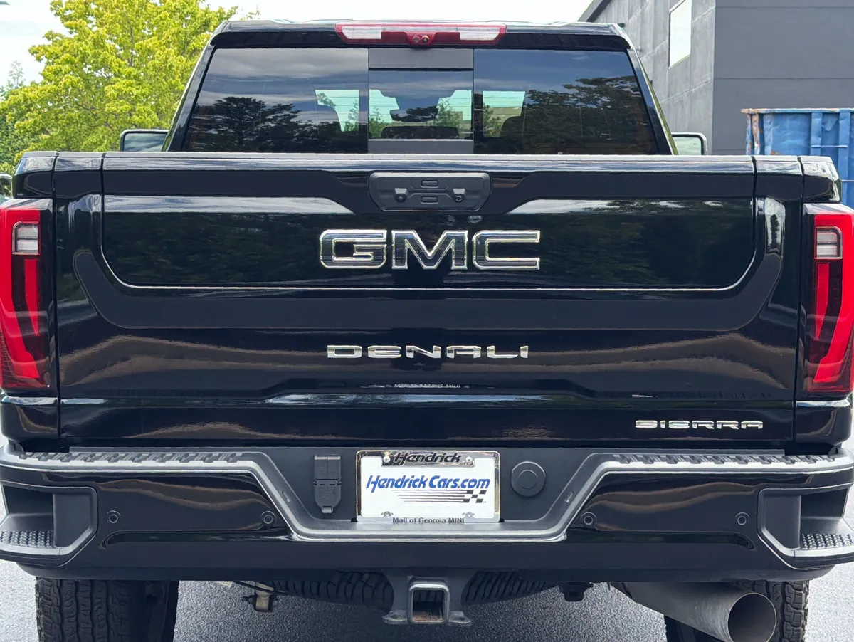 2026 GMC Sierra 2500HD Denali Ultimate thumbnail 23
