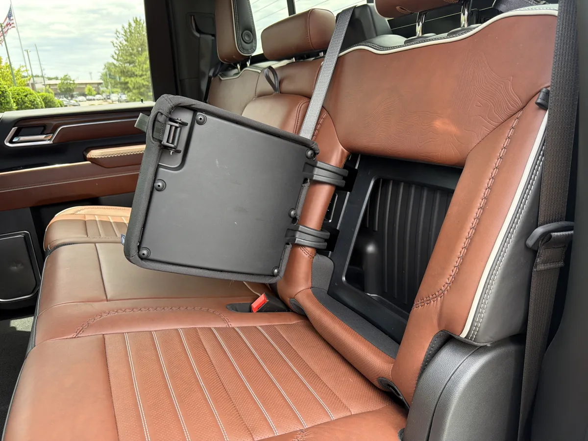 2026 GMC Sierra 2500HD Denali Ultimate thumbnail 9