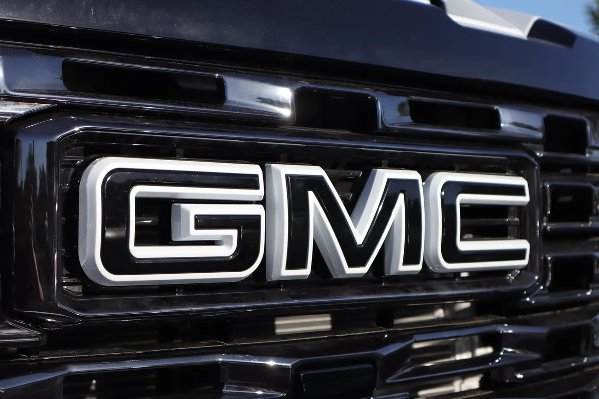 2026 GMC Sierra 3500HD Denali Ultimate thumbnail 37