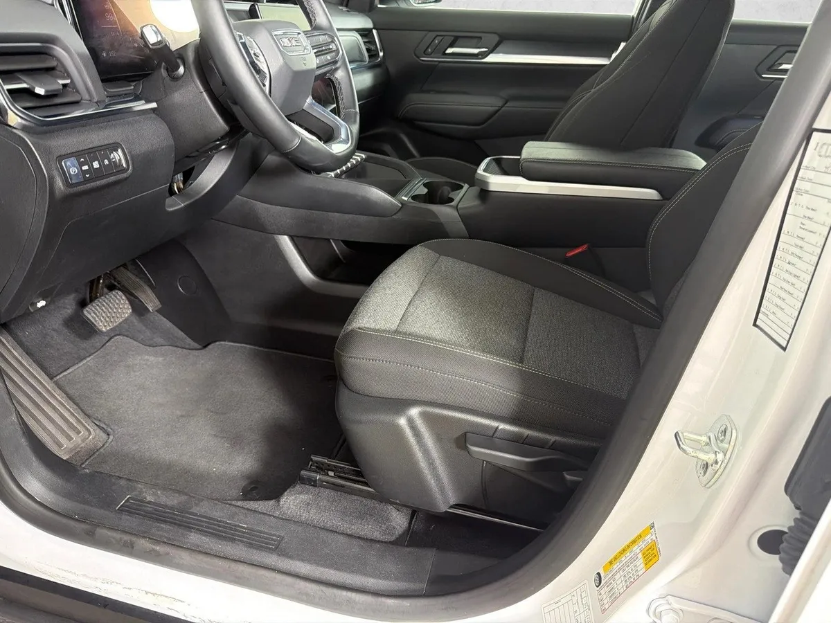 2026 GMC Terrain FWD Elevation thumbnail 10