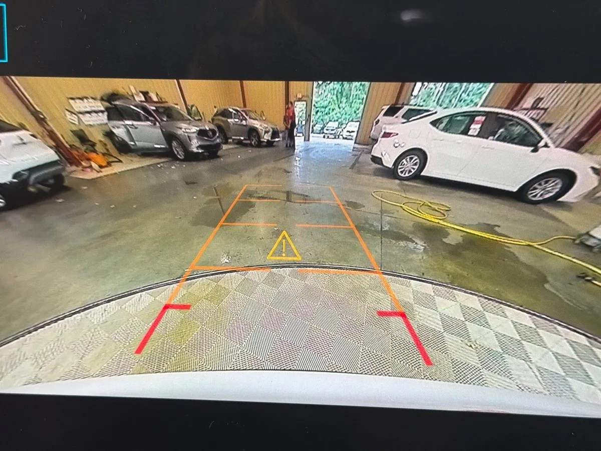 2026 GMC Terrain FWD Elevation thumbnail 29