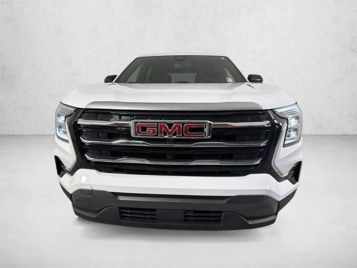 2026 GMC Terrain FWD Elevation thumbnail 9