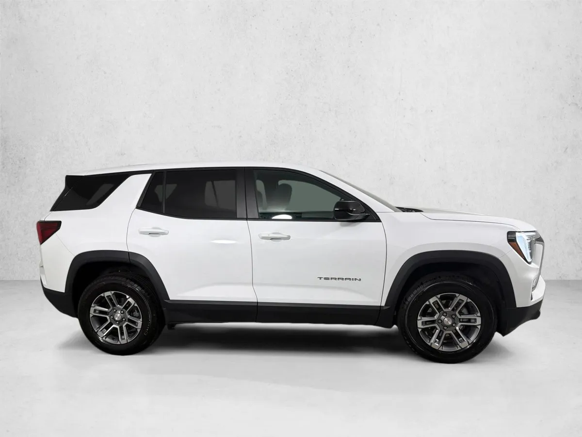 2026 GMC Terrain FWD Elevation thumbnail 3