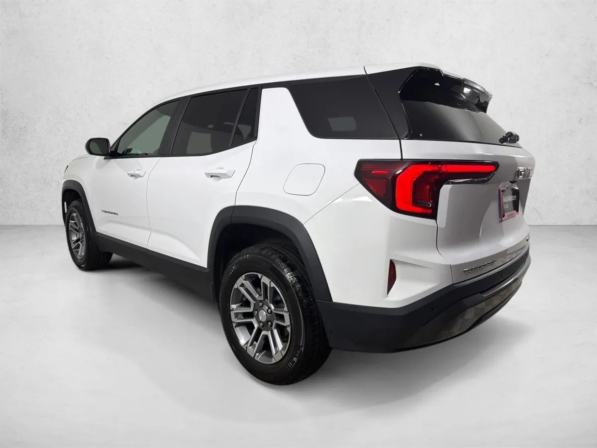 2026 GMC Terrain FWD Elevation thumbnail 6