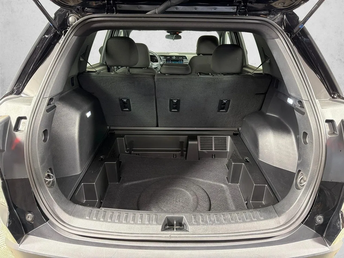 2026 GMC Terrain FWD Elevation thumbnail 19