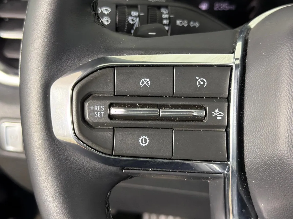 2026 GMC Terrain FWD Elevation thumbnail 25