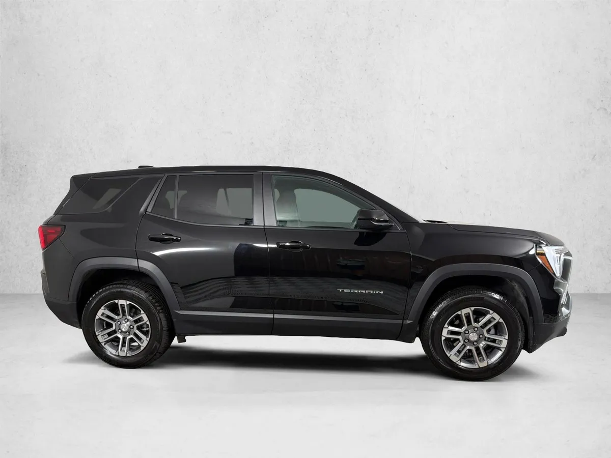 2026 GMC Terrain FWD Elevation thumbnail 3