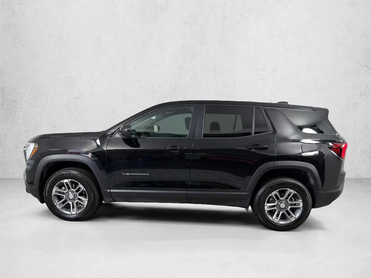 2026 GMC Terrain FWD Elevation thumbnail 7