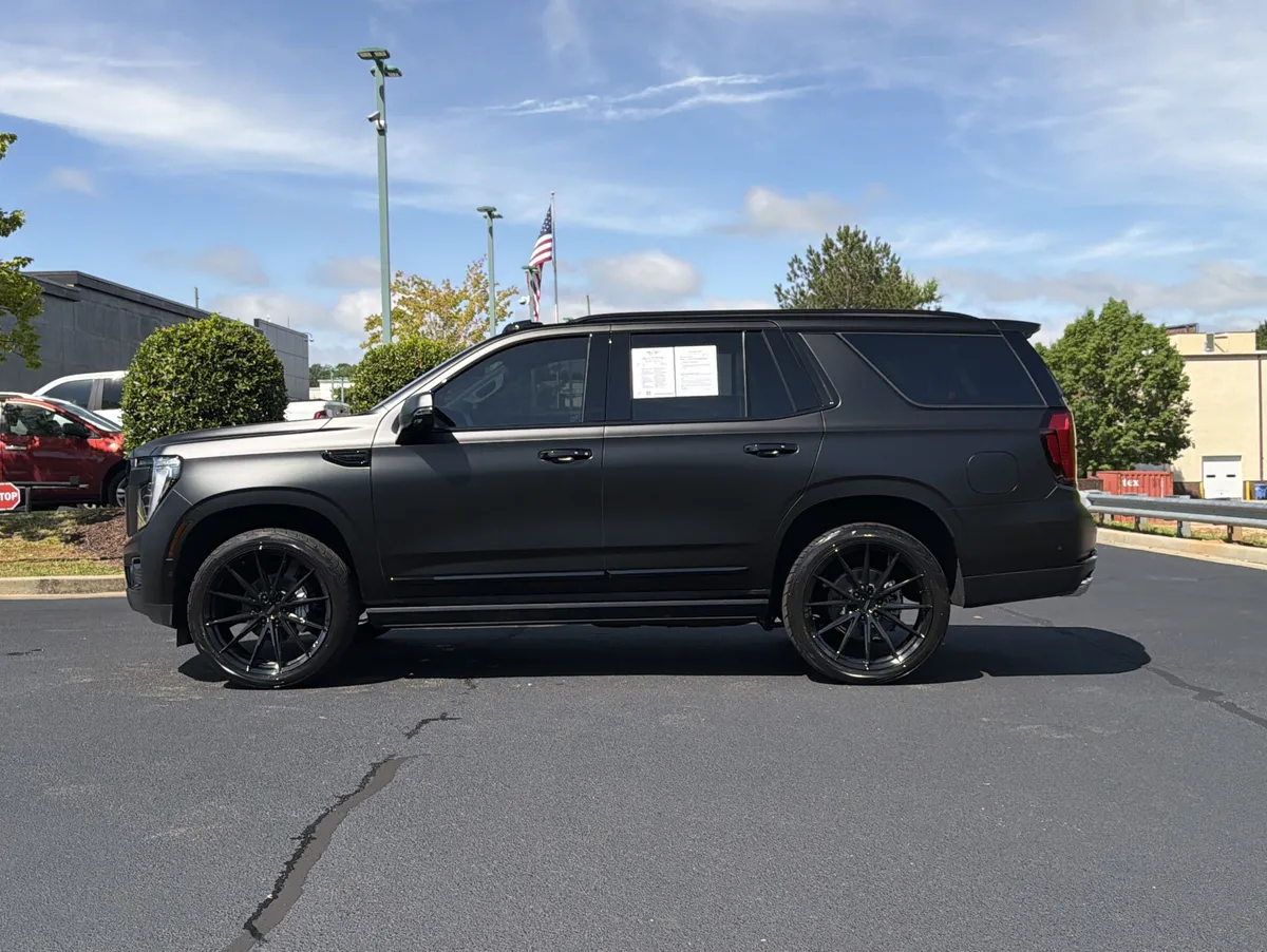 2026 GMC Yukon Denali thumbnail 14