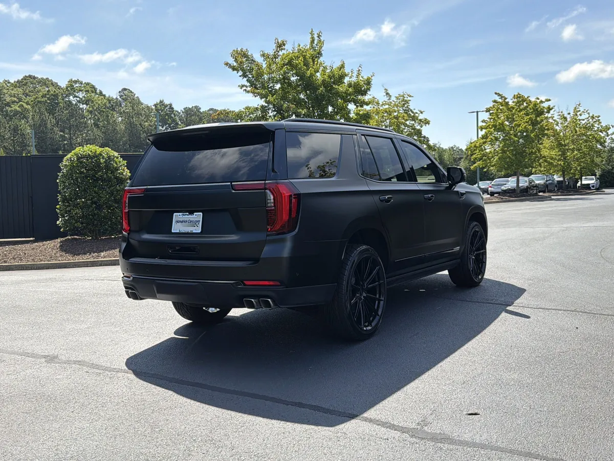 2026 GMC Yukon Denali thumbnail 2