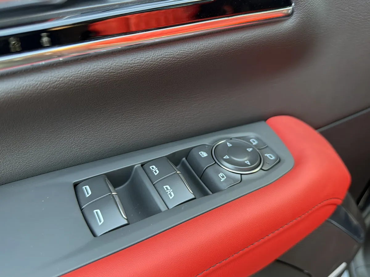 2026 GMC Yukon Denali thumbnail 26
