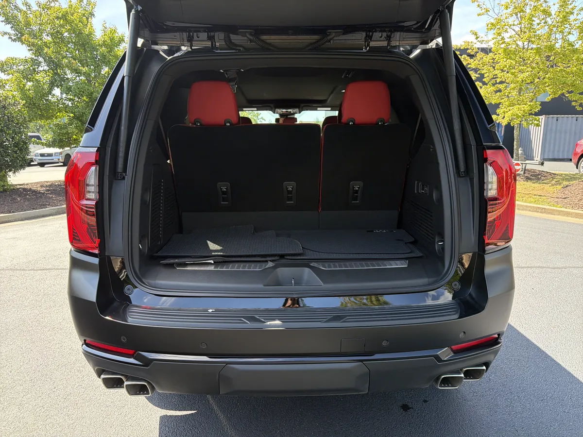 2026 GMC Yukon Denali thumbnail 50