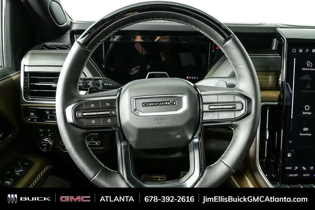 2026 GMC Yukon Denali Ultimate thumbnail 10