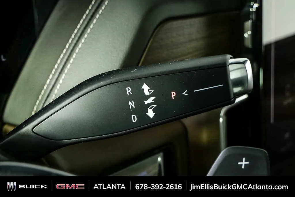 2026 GMC Yukon Denali Ultimate thumbnail 17