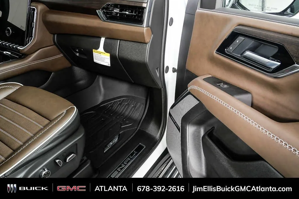 2026 GMC Yukon Denali Ultimate thumbnail 26