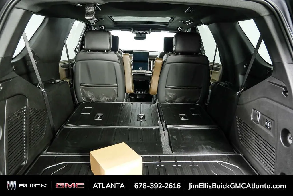 2026 GMC Yukon Denali Ultimate thumbnail 35