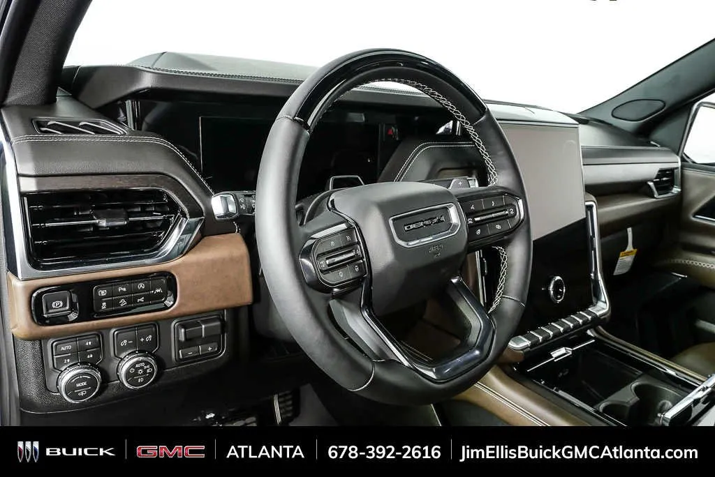 2026 GMC Yukon Denali Ultimate thumbnail 4