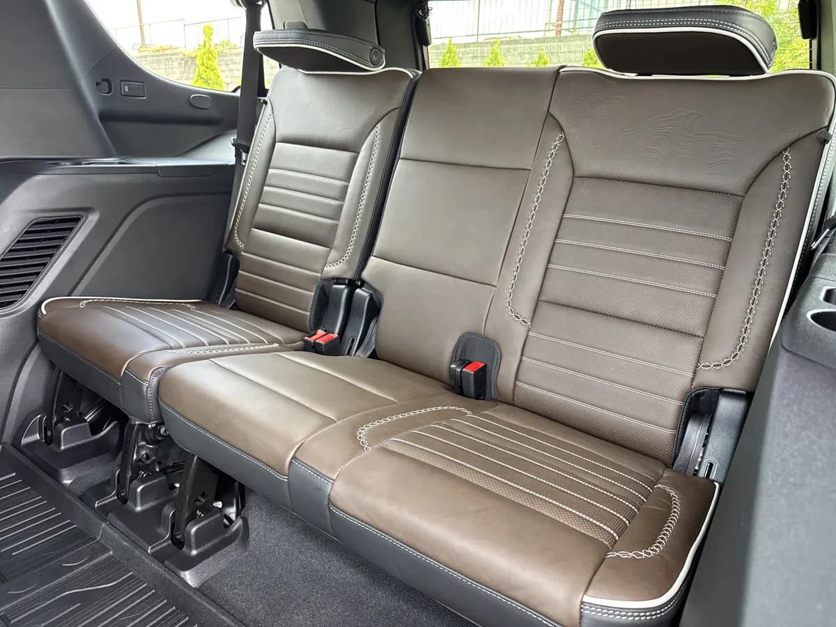 2026 GMC Yukon Denali Ultimate thumbnail 32