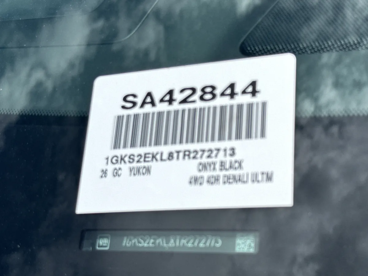 2026 GMC Yukon Denali Ultimate thumbnail 42