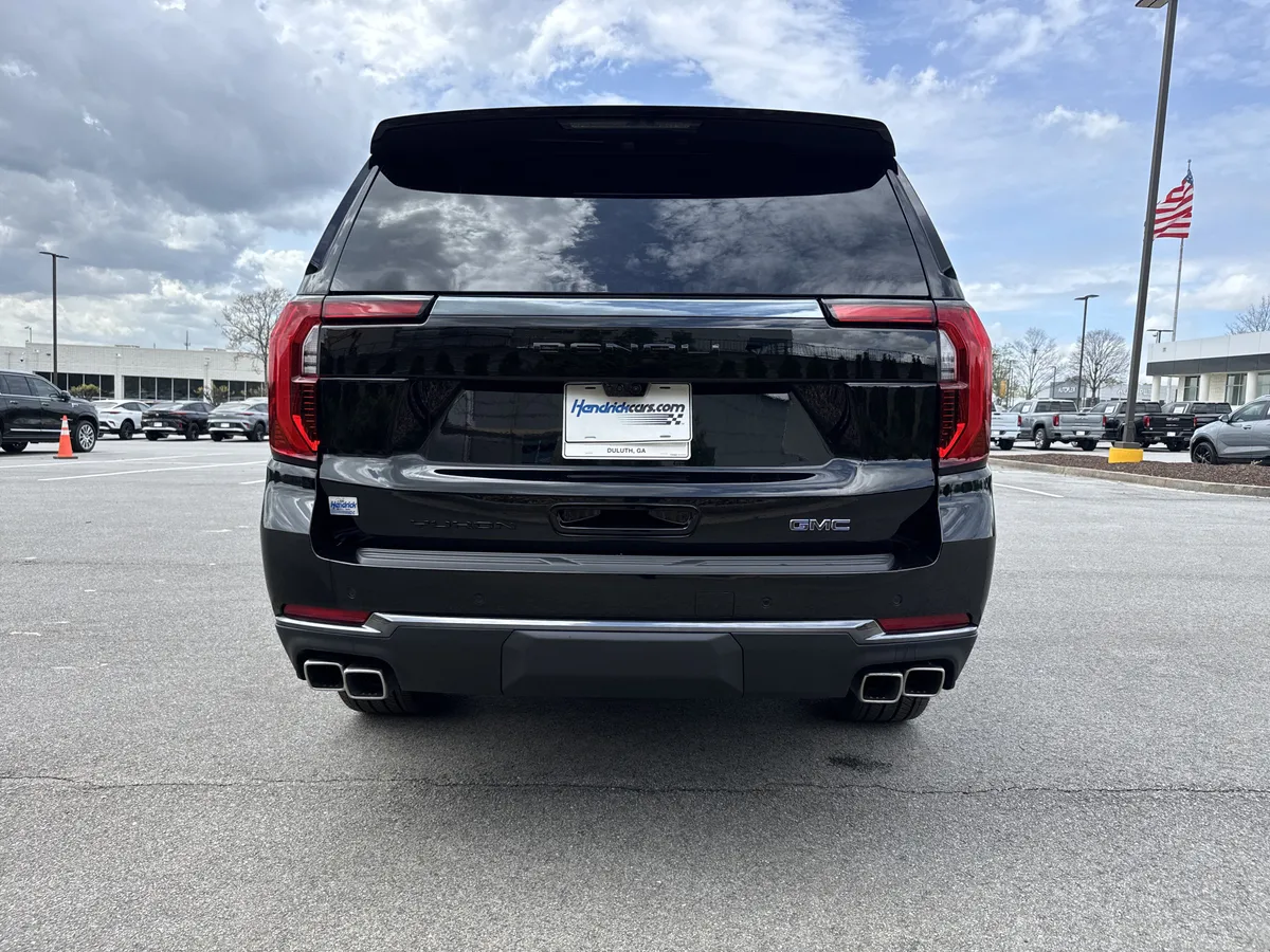 2026 GMC Yukon Denali Ultimate thumbnail 8