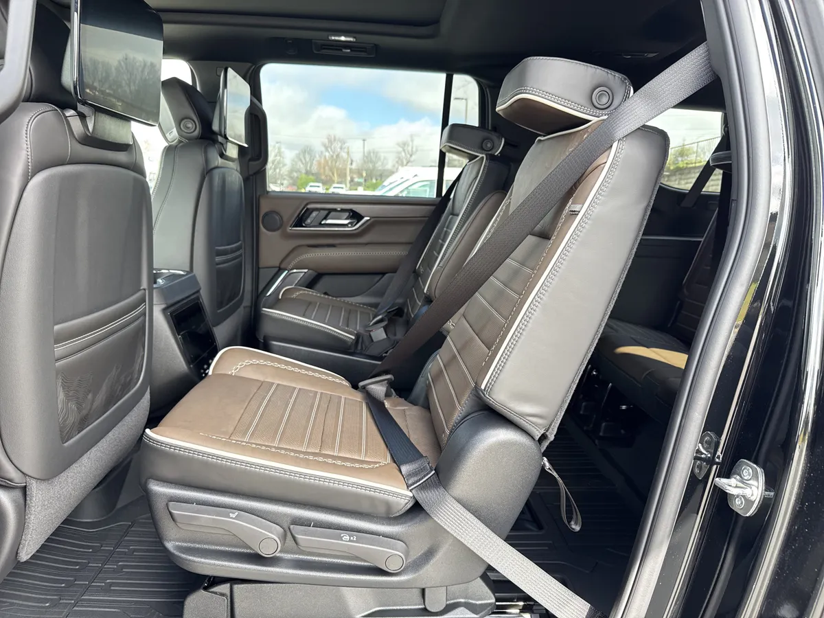 2026 GMC Yukon XL Denali Ultimate thumbnail 20