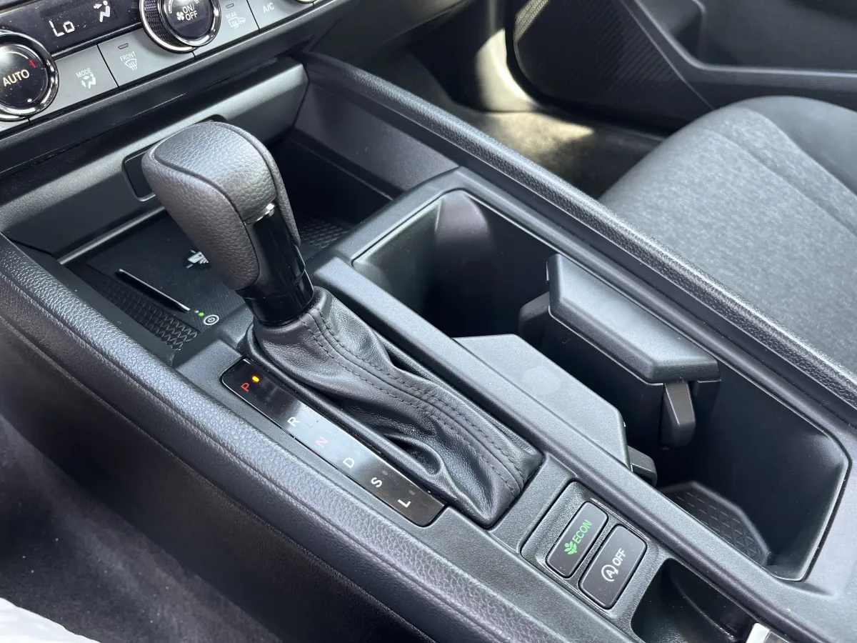 2026 Honda Accord Sedan SE thumbnail 21