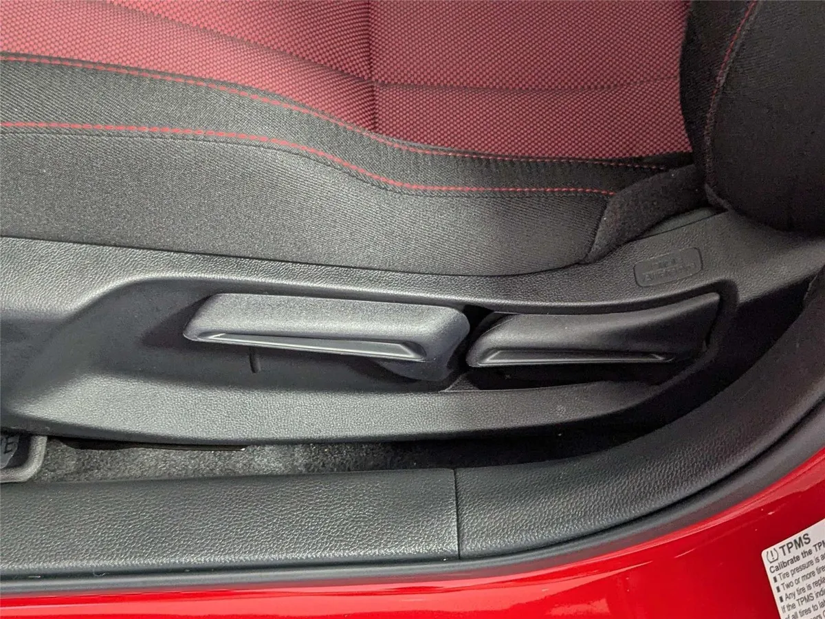 2026 Honda CIVIC COUPE SI thumbnail 12