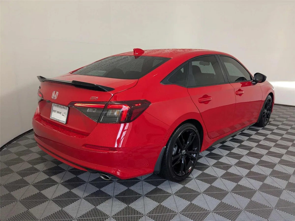 2026 Honda CIVIC COUPE SI thumbnail 5