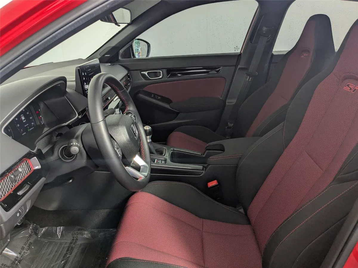 2026 Honda CIVIC COUPE SI thumbnail 9