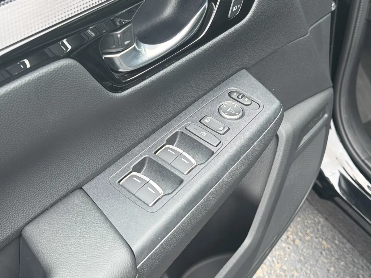 2026 Honda CR-V EX-L thumbnail 22