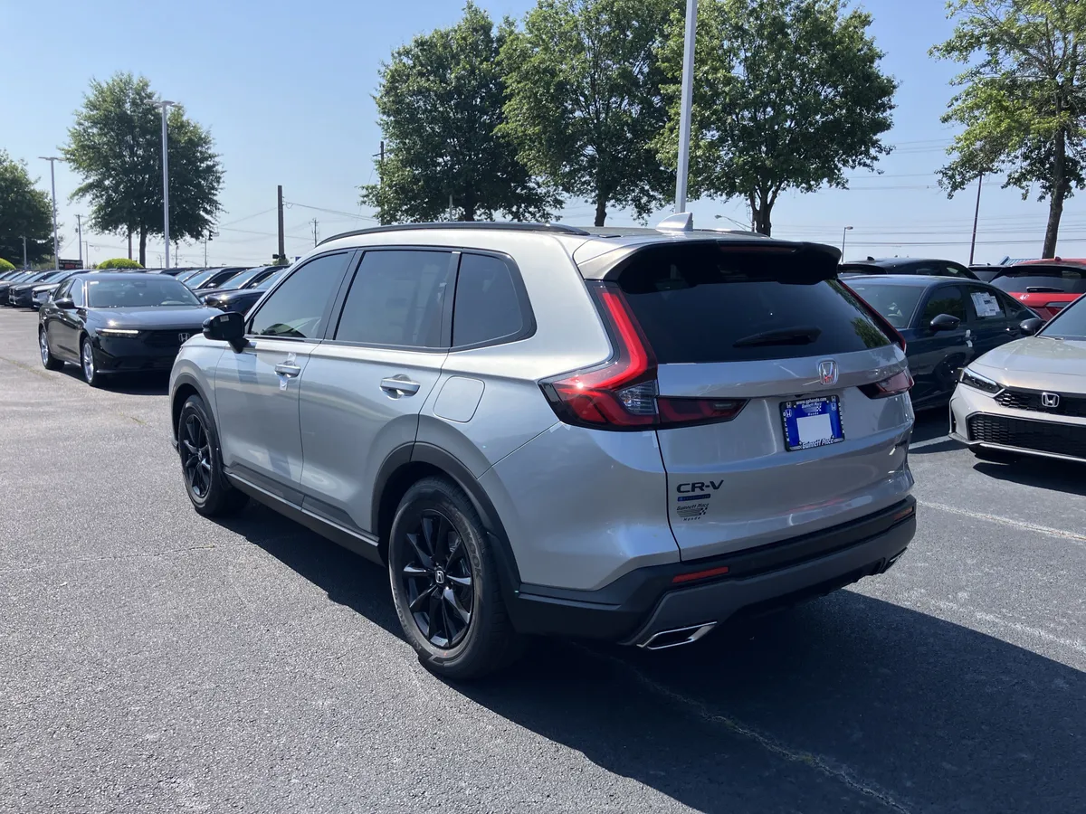 2026 Honda CR-V Hybrid Sport-L FWD thumbnail 8