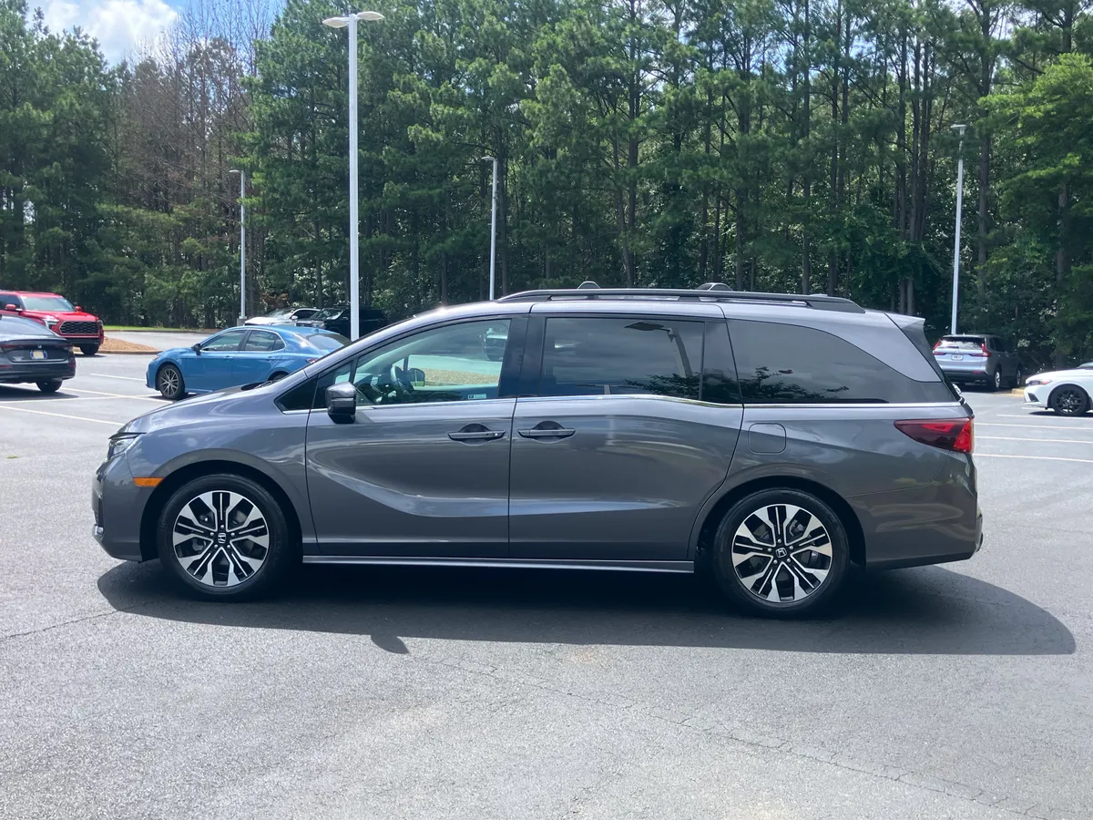2026 Honda Odyssey Elite Auto thumbnail 13