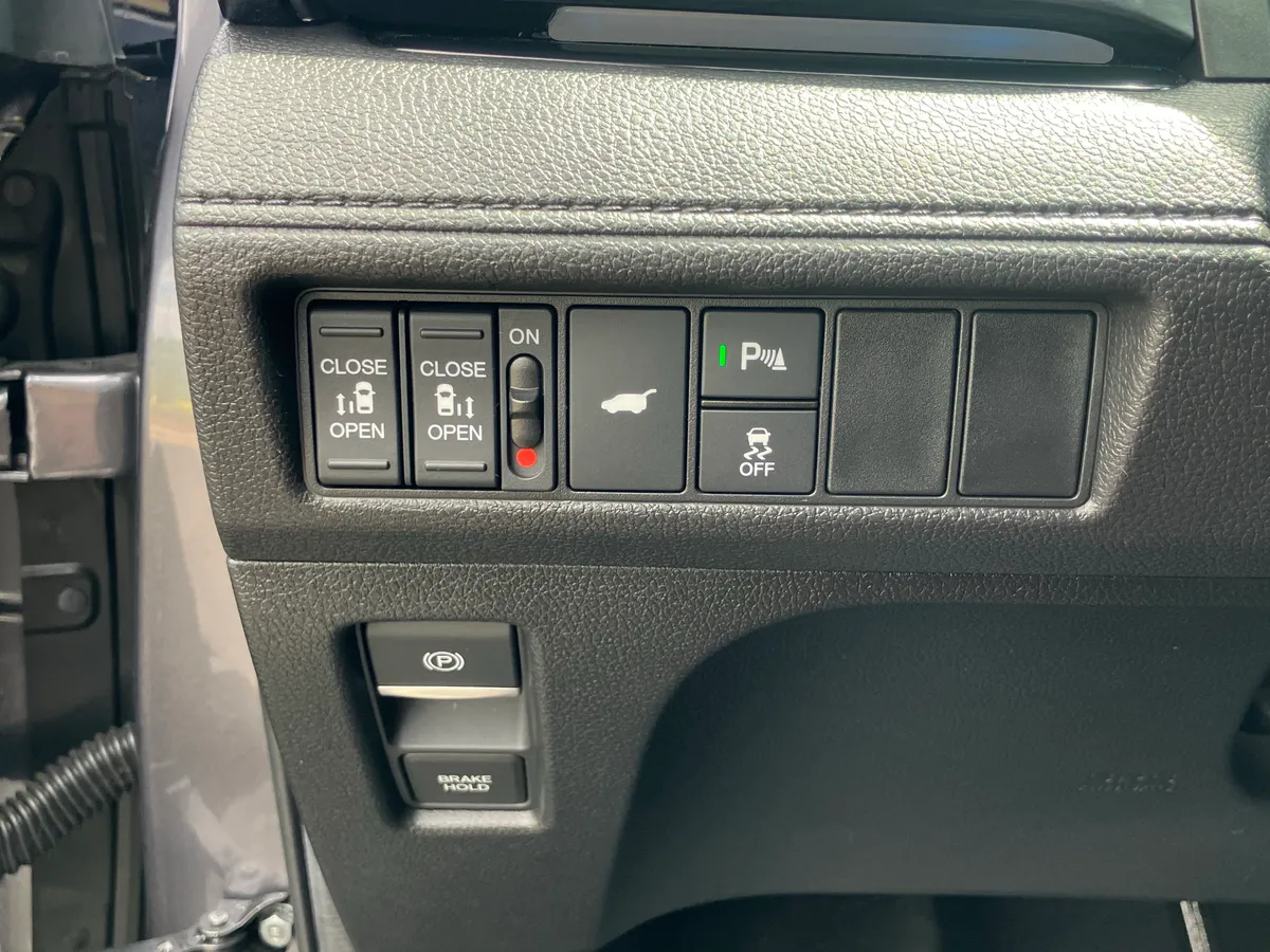 2026 Honda Odyssey Elite Auto thumbnail 30