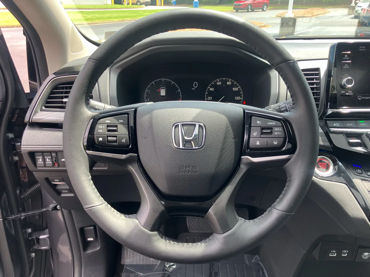 2026 Honda Odyssey Elite Auto thumbnail 31