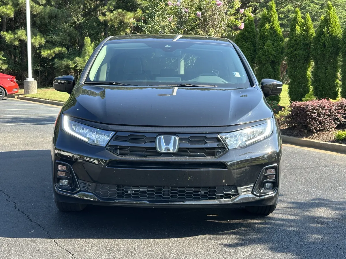 2026 Honda Odyssey Elite Auto thumbnail 3