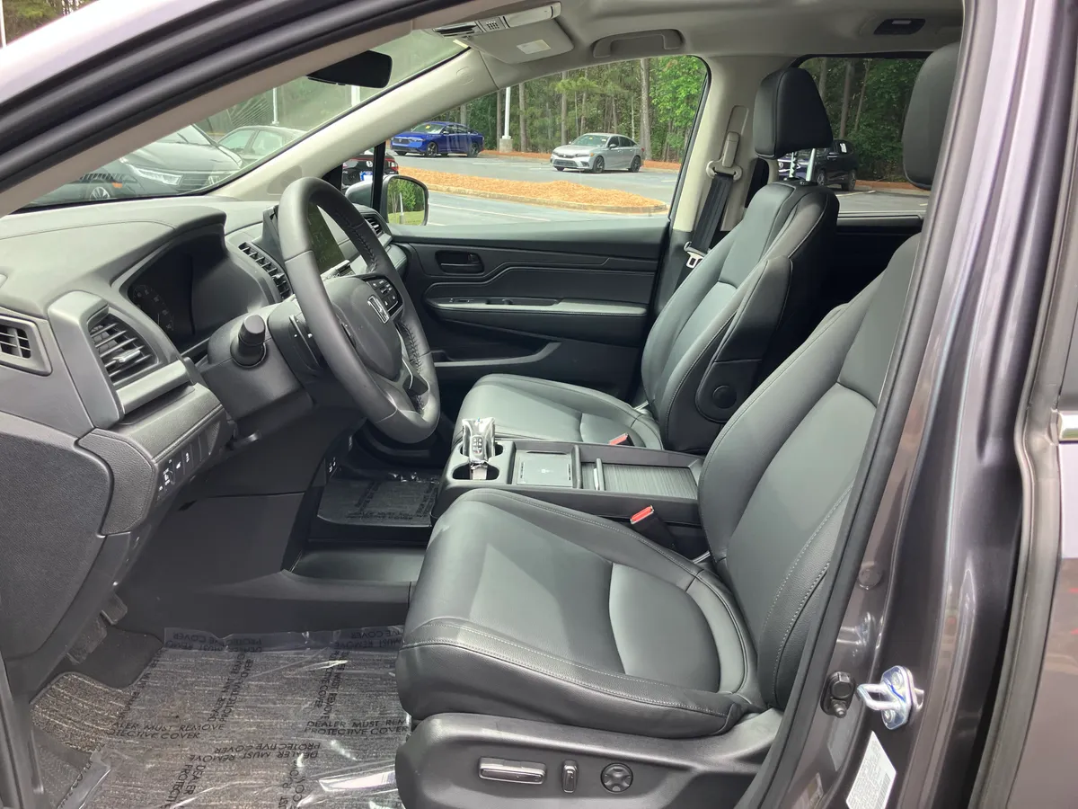 2026 Honda Odyssey EX-L Auto thumbnail 16