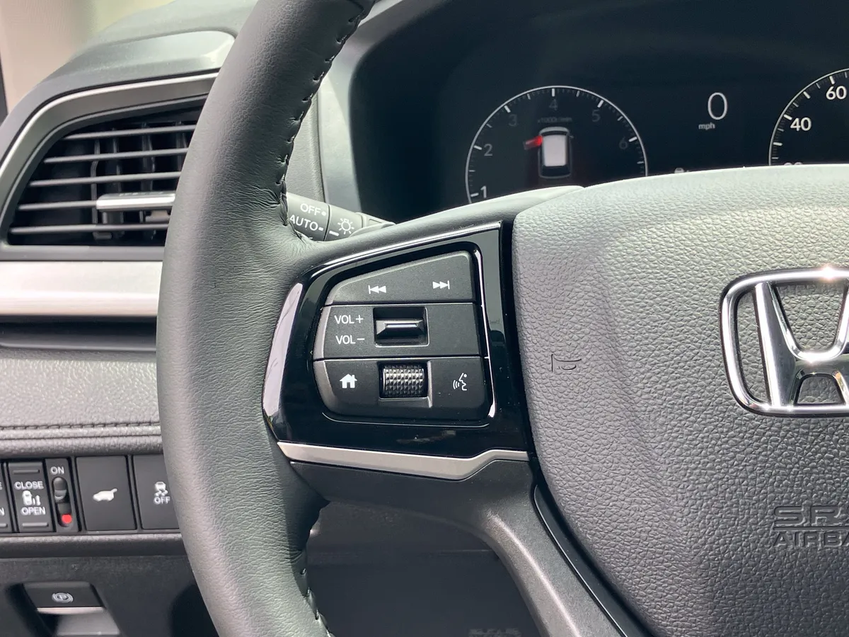 2026 Honda Odyssey EX-L Auto thumbnail 21