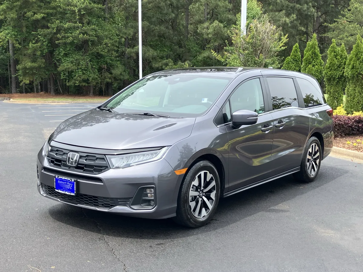 2026 Honda Odyssey EX-L Auto thumbnail 6