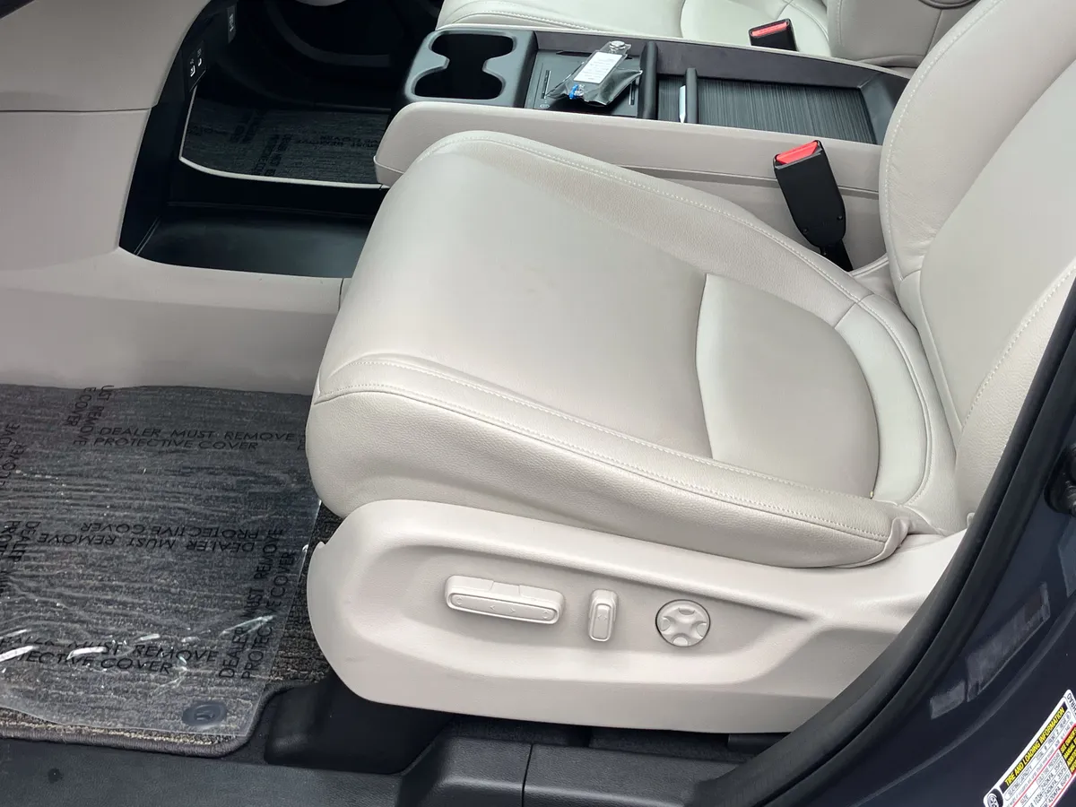 2026 Honda Odyssey EX-L Auto thumbnail 17