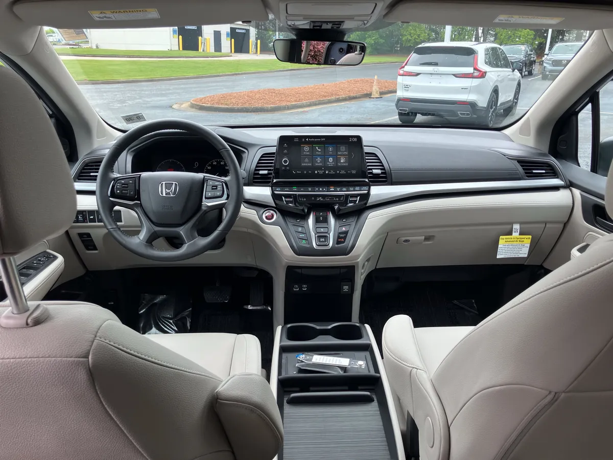 2026 Honda Odyssey EX-L Auto thumbnail 32