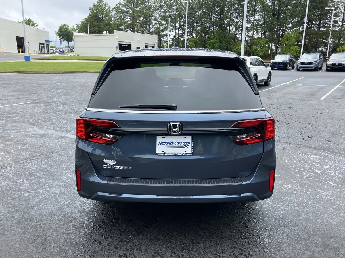 2026 Honda Odyssey EX-L Auto thumbnail 9