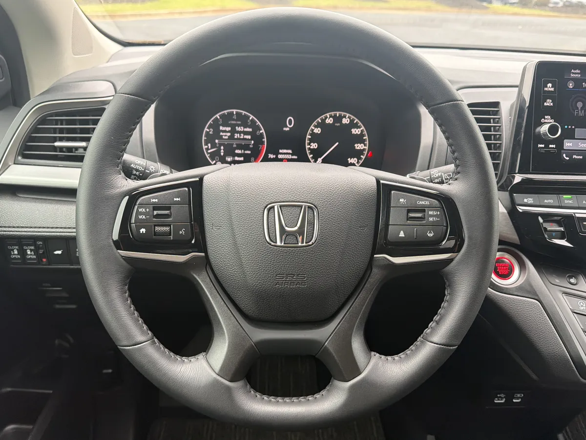 2026 Honda Odyssey EX-L thumbnail 16