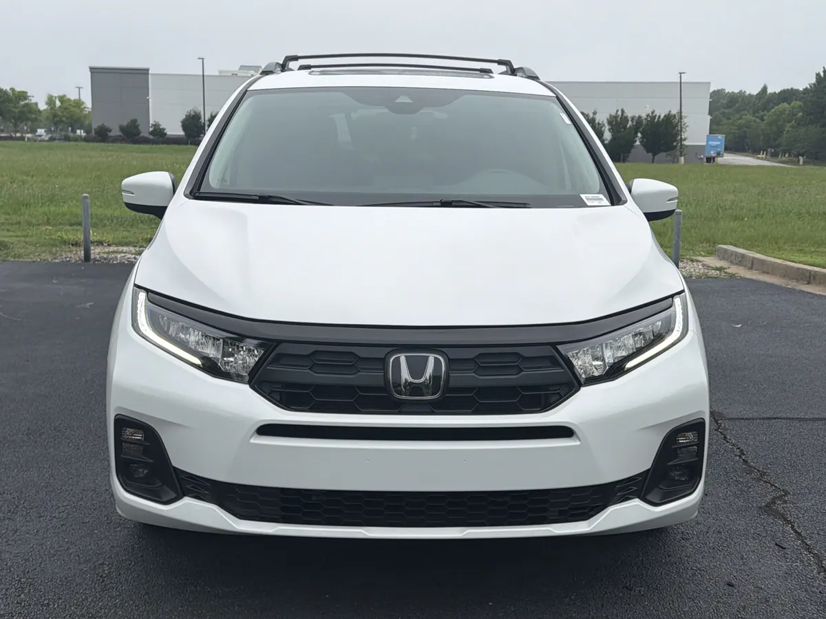2026 Honda Odyssey EX-L thumbnail 2
