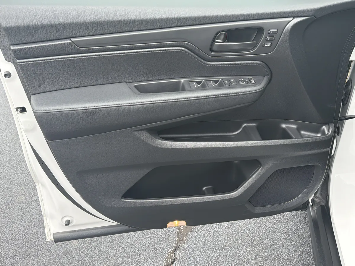2026 Honda Odyssey EX-L thumbnail 21
