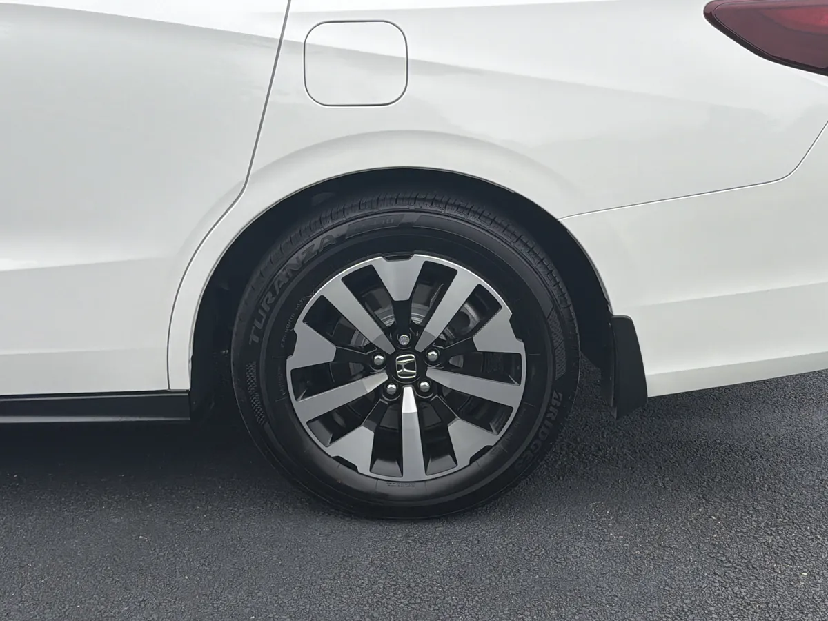 2026 Honda Odyssey EX-L thumbnail 34