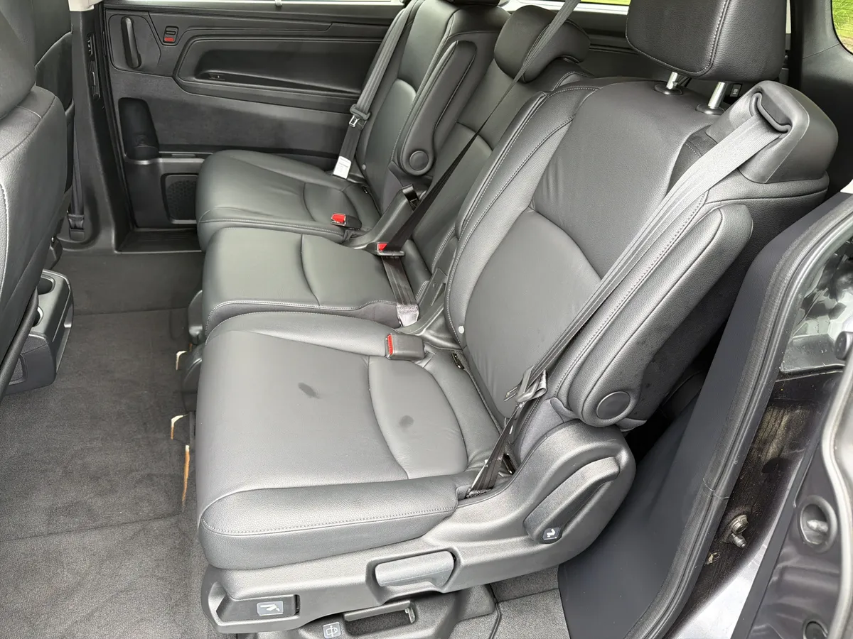 2026 Honda Odyssey EX-L thumbnail 19