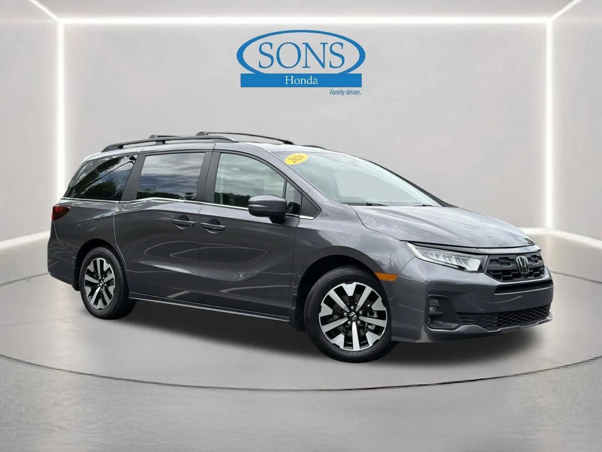 2026 Honda Odyssey EX-L thumbnail 2